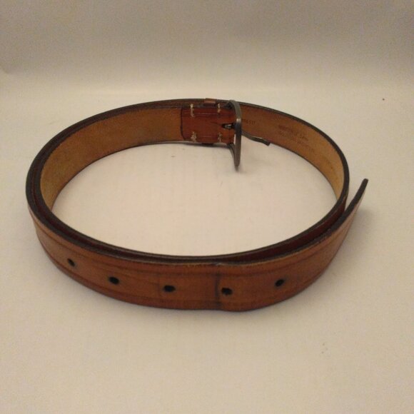 Hugo Boss leather belt - Picture 3 of 3